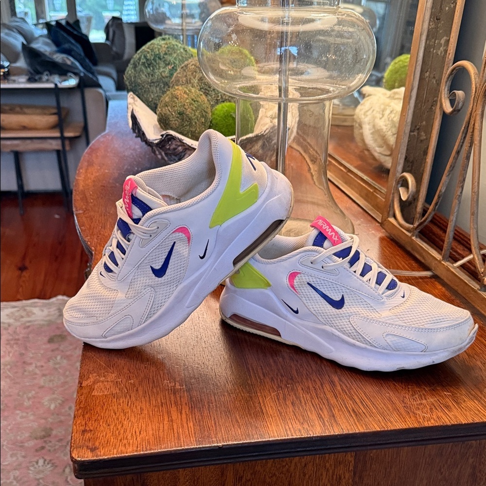 Nike Women's Air Max Bolt AMD 'White Indigo Burst Pink Blast' size 8
